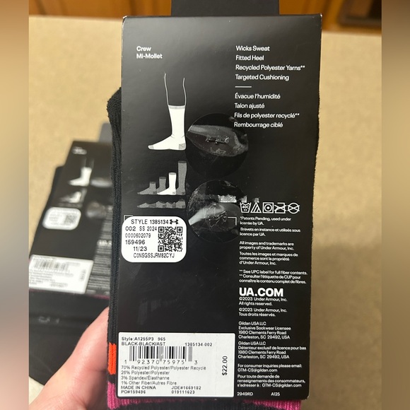 UNDER ARMOUR UA Cushioned Crew Socks 2  3-Packs W L 10-14 Black Activewear NEW - Picture 3 of 9